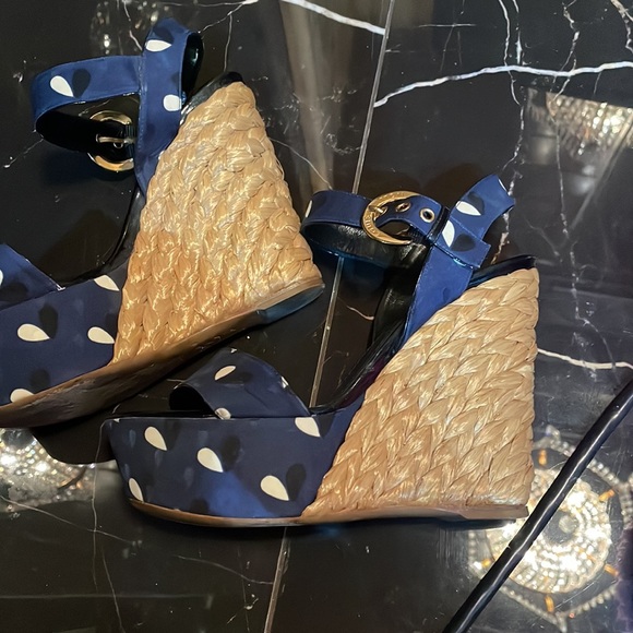 Louis Vuitton Wedges - Picture 7 of 11